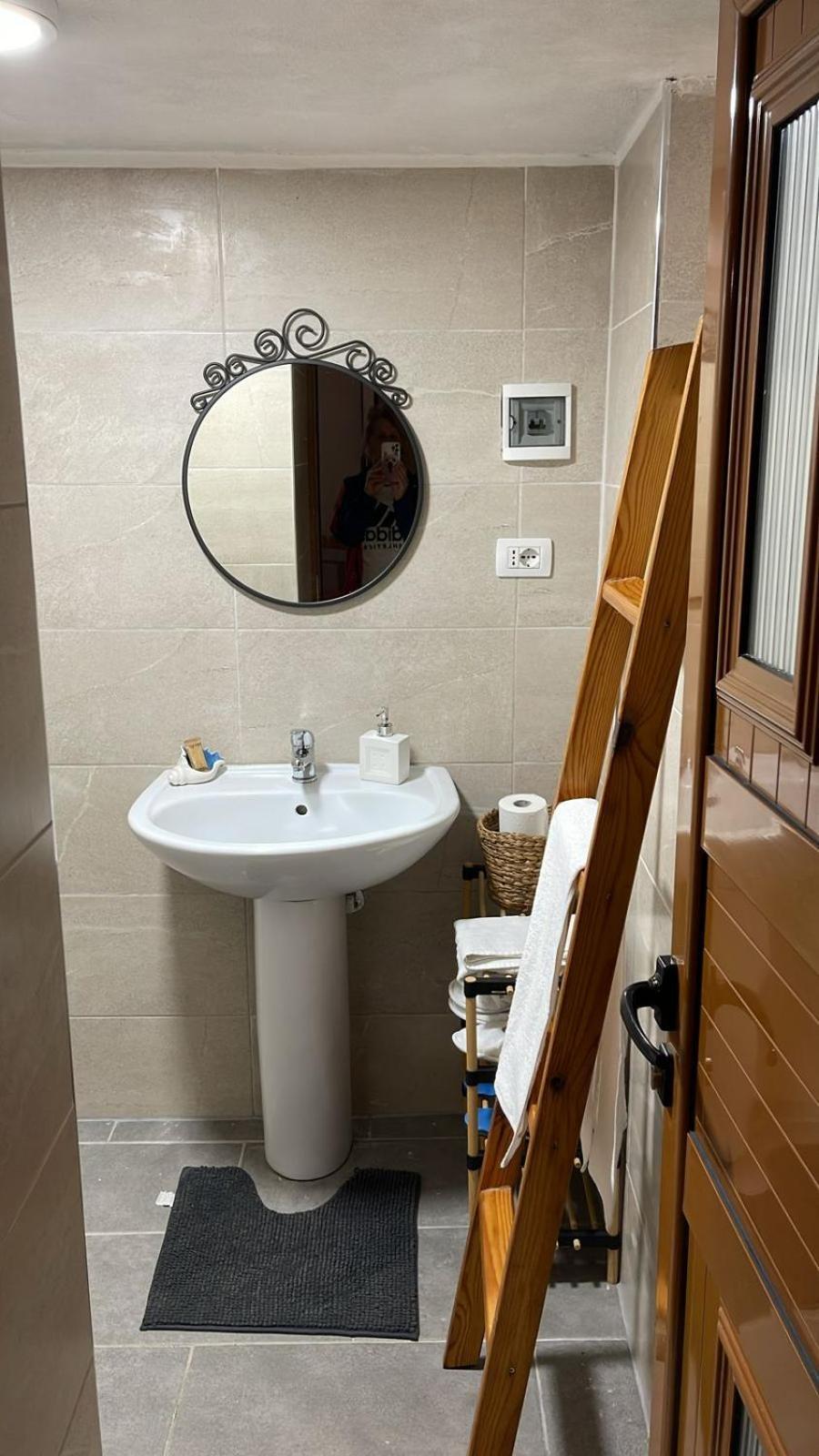 Alva Room'S Gjirokaster Bagian luar foto